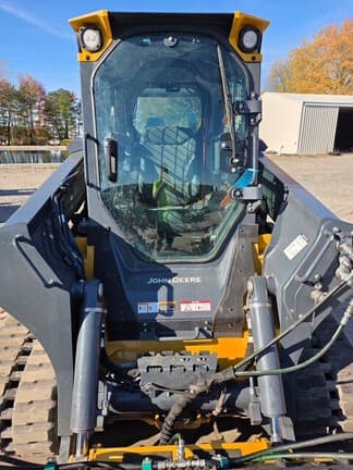 Image of John Deere 333P equipment image 3