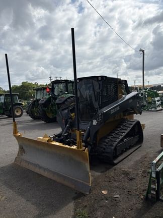 2024 John Deere 333G Equipment Image0