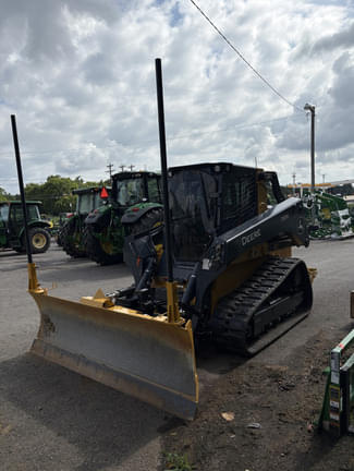 Image of John Deere 333G equipment image 2