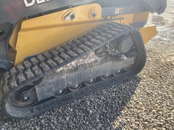 Image of John Deere 333G equipment image 3