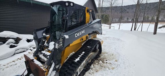2024 John Deere 333G Equipment Image0