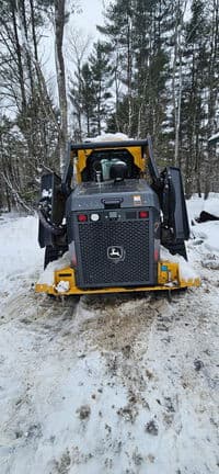 Image of John Deere 333G equipment image 1