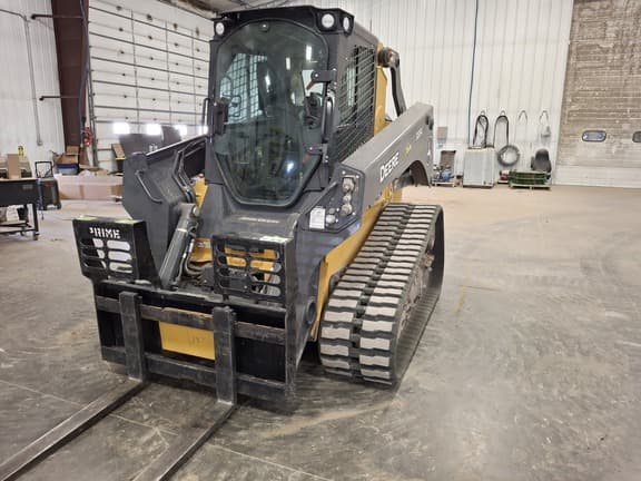 Image of John Deere 333G equipment image 1