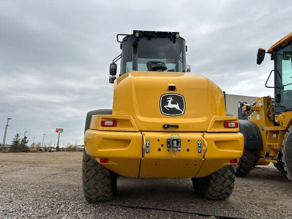 Image of John Deere 344P equipment image 4