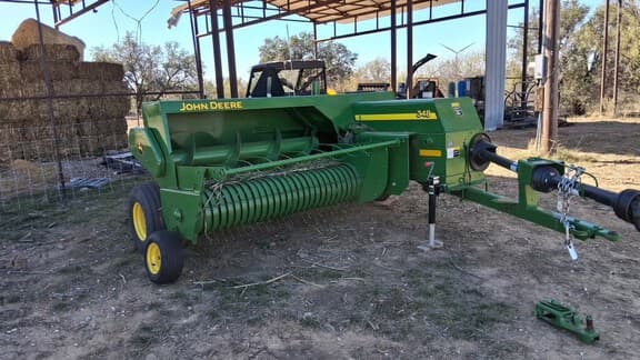 Image of John Deere 348 equipment image 4