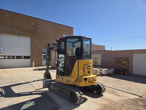 Image of John Deere 35P equipment image 2