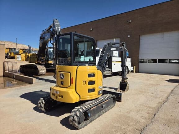 Image of John Deere 35P equipment image 4