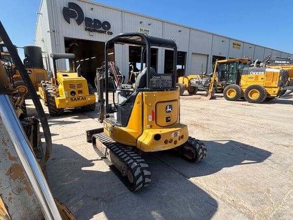 Image of John Deere 35P equipment image 1