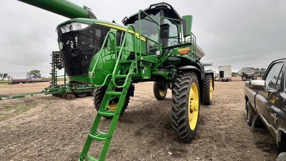 Image of John Deere 400R equipment image 1