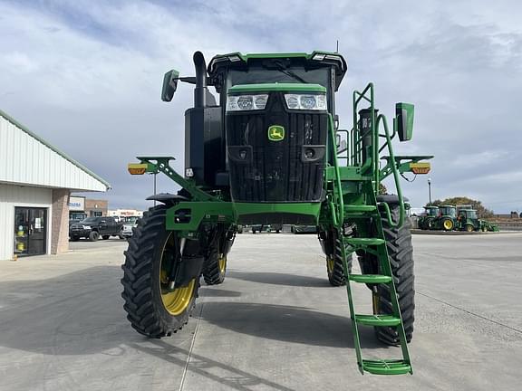 Image of John Deere 400R equipment image 1