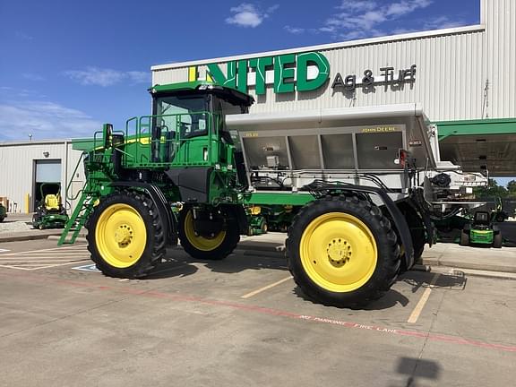 Image of John Deere 400R equipment image 3