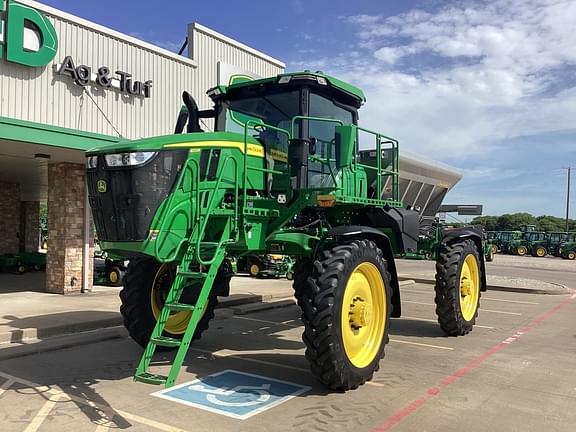 Image of John Deere 400R equipment image 2