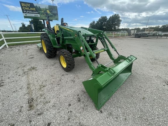Image of John Deere 4044M equipment image 2