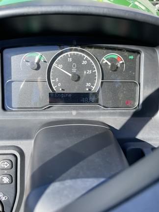 Image of John Deere 4044M equipment image 4