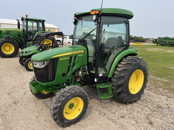 2024 John Deere 4044R Equipment Image0