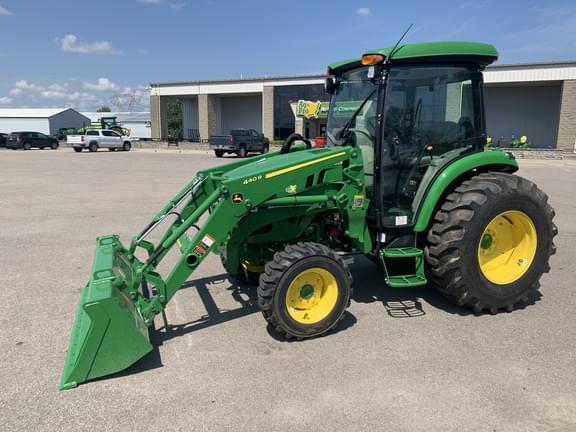 Image of John Deere 4044R equipment image 1