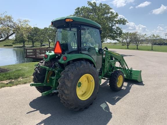 Image of John Deere 4044R equipment image 4
