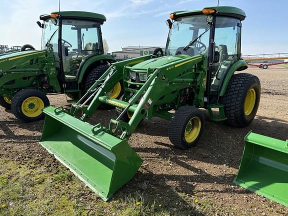 Image of John Deere 4044R equipment image 2