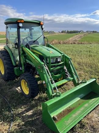 Image of John Deere 4044R Image 1