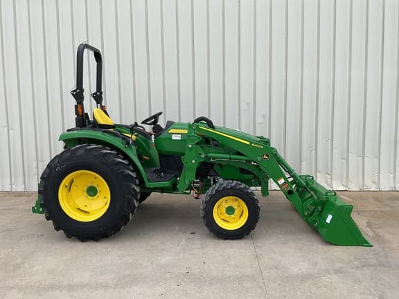 Image of John Deere 4044R equipment image 1