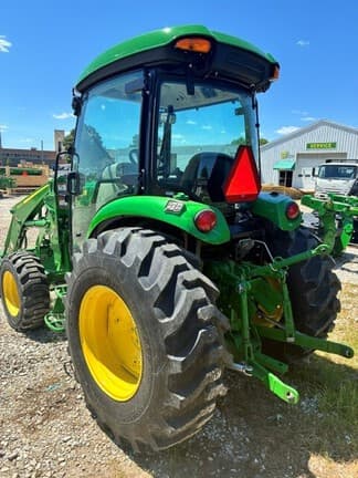 Image of John Deere 4044R equipment image 3