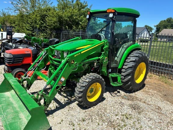 Image of John Deere 4044R equipment image 1