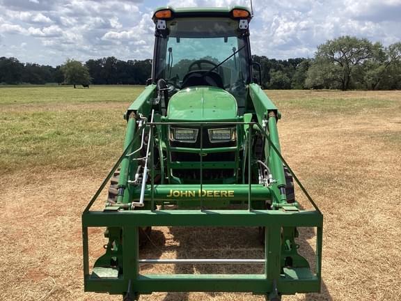 Image of John Deere 4052R equipment image 2