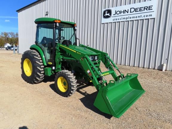 Image of John Deere 4052R equipment image 1