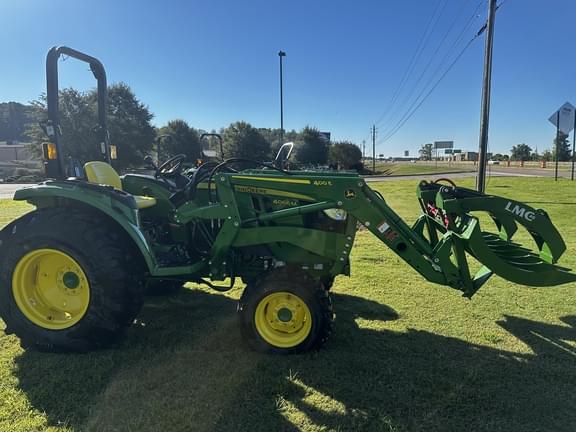 Image of John Deere 4066M equipment image 1