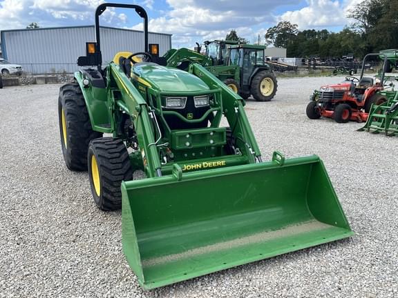 Image of John Deere 4066M equipment image 1