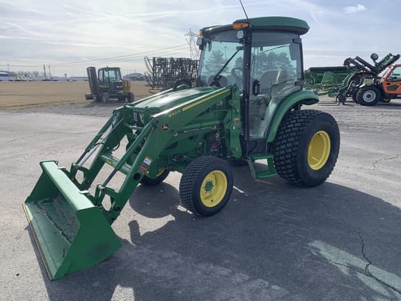 Image of John Deere 4066R equipment image 1