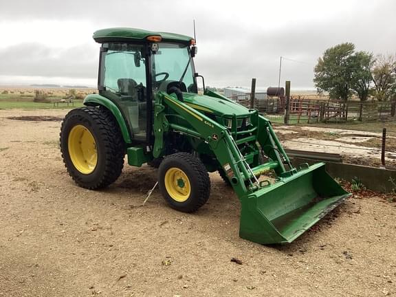 Image of John Deere 4066R Primary image