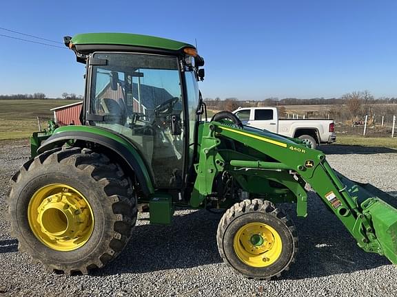 Image of John Deere 4075R equipment image 1