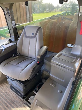 Image of John Deere 408R equipment image 3