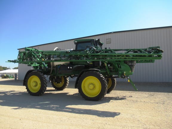 2024 John Deere 410R Equipment Image0