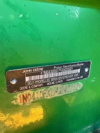 Image of John Deere 410R equipment image 4
