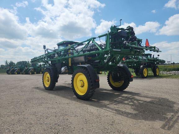 Image of John Deere 410R equipment image 4