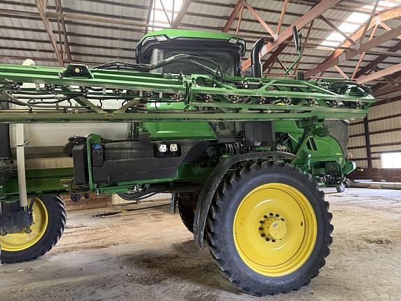 Image of John Deere 410R equipment image 2