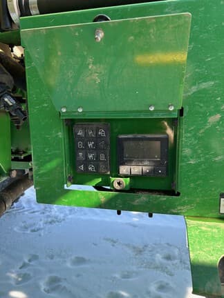 Image of John Deere 410R equipment image 3