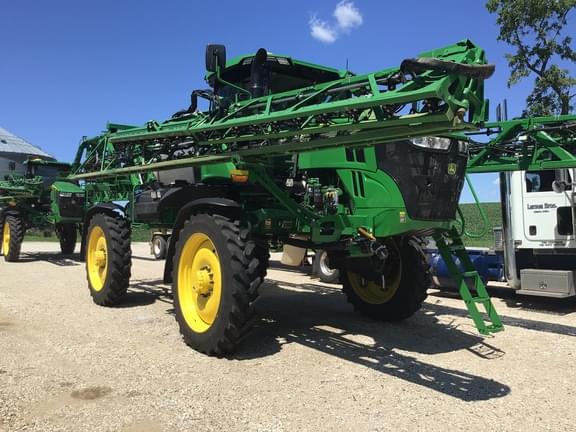 Image of John Deere 410R Primary image