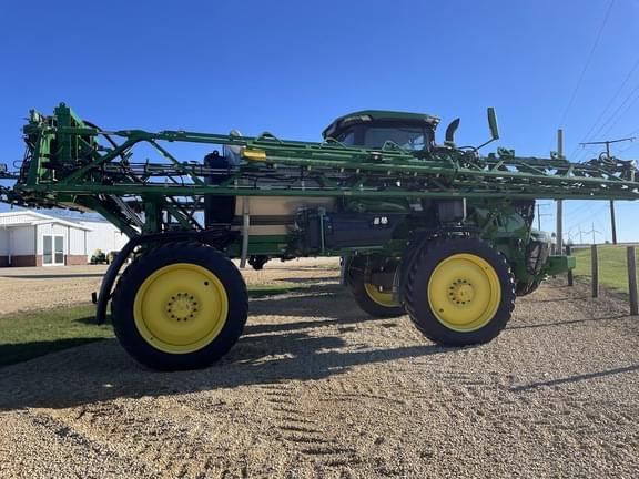 Image of John Deere 410R equipment image 2