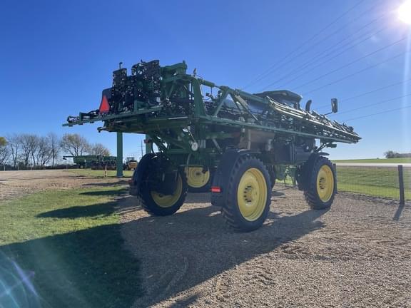 Image of John Deere 410R equipment image 1