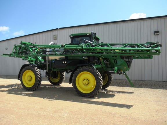 2024 John Deere 410R Equipment Image0