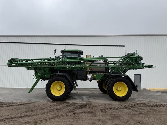 Image of John Deere 410R Primary image