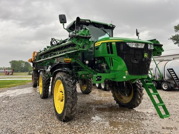 Image of John Deere 410R equipment image 4