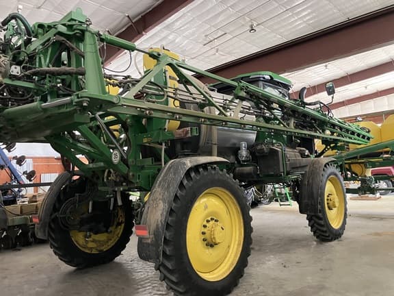 Image of John Deere 410R equipment image 2