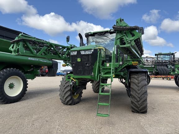 Image of John Deere 412R equipment image 1