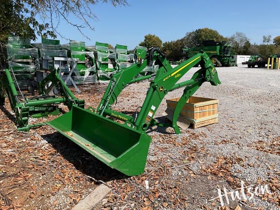 Image of John Deere 440R equipment image 2