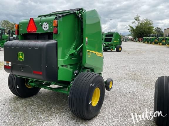 Image of John Deere 451M equipment image 1