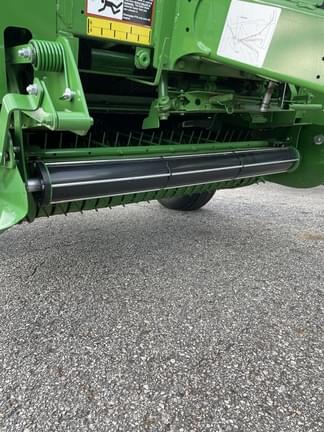 Image of John Deere 451M equipment image 4